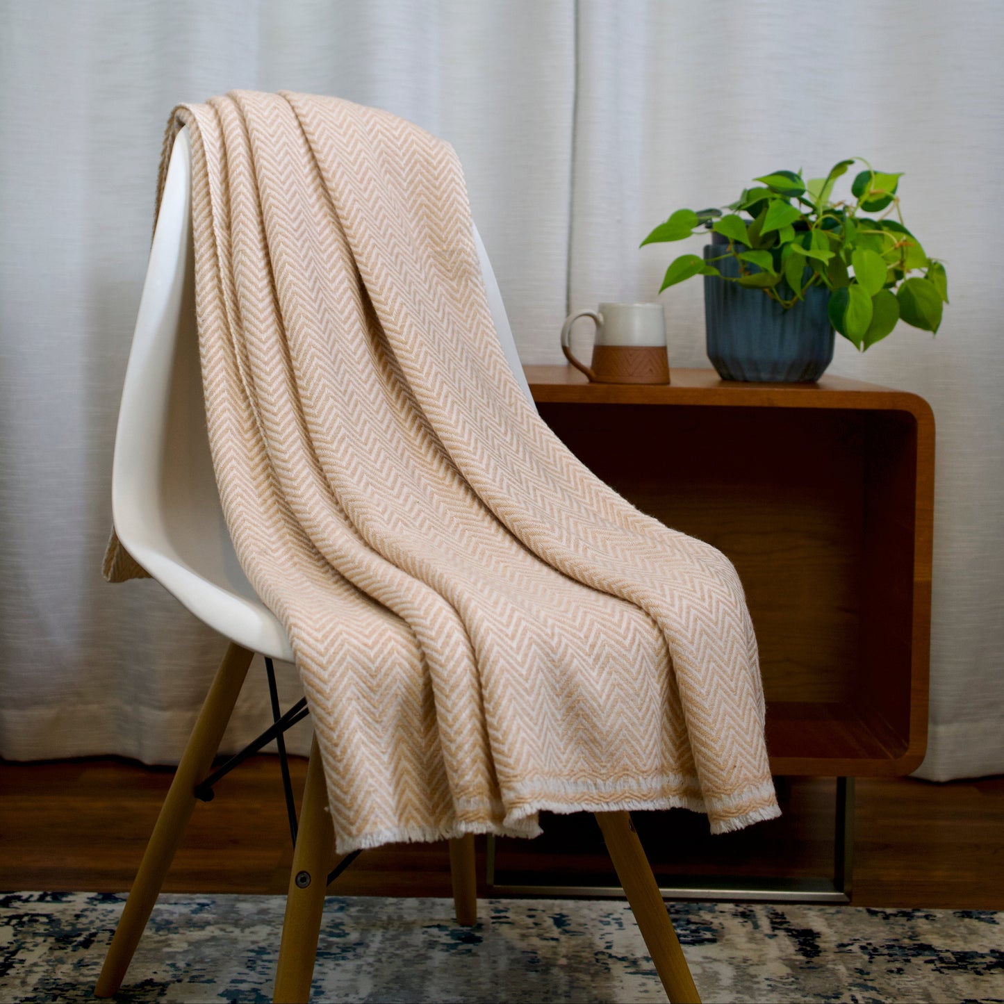Altanera Cashmere Throw - Cloud Nine