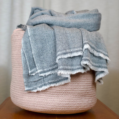 Altanera Cashmere Throw - Storm Trail