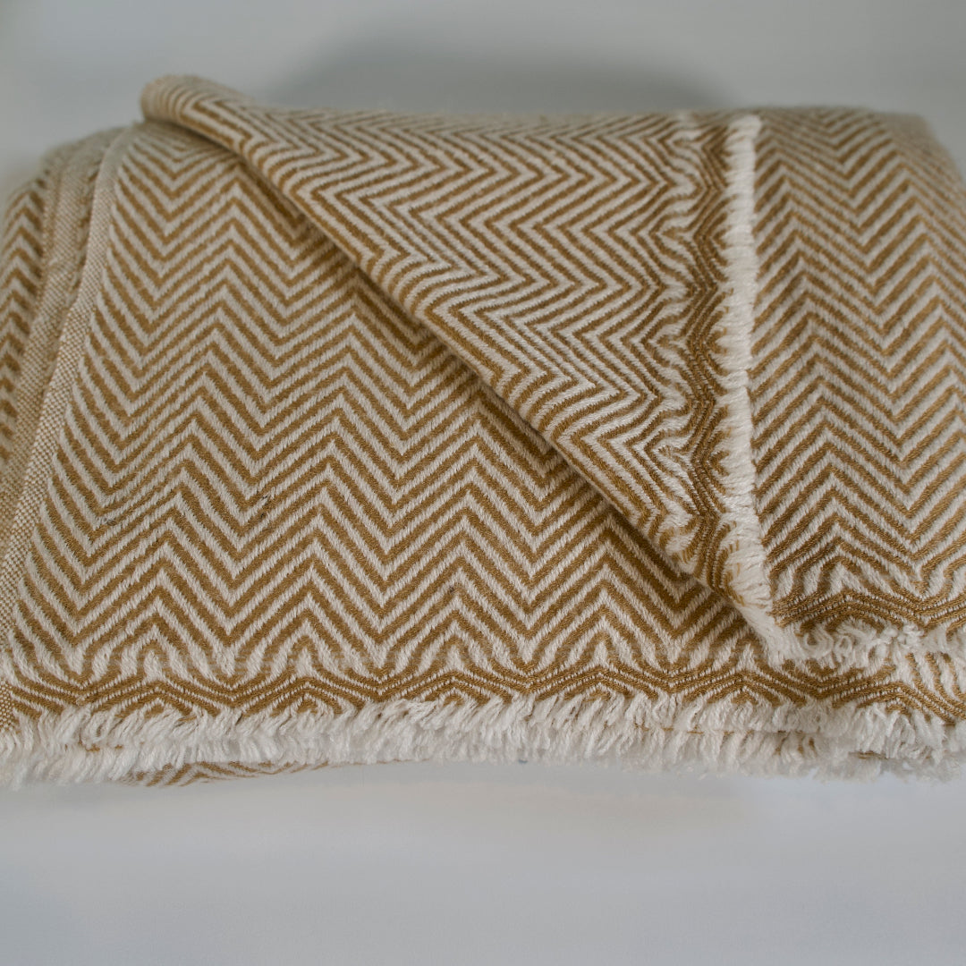 Altanera Cashmere Throw - Golden Echo